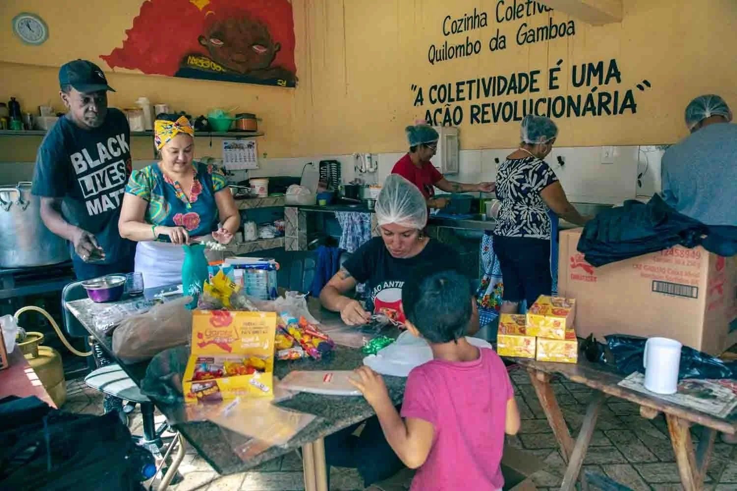 A Resistência Não Anda Só